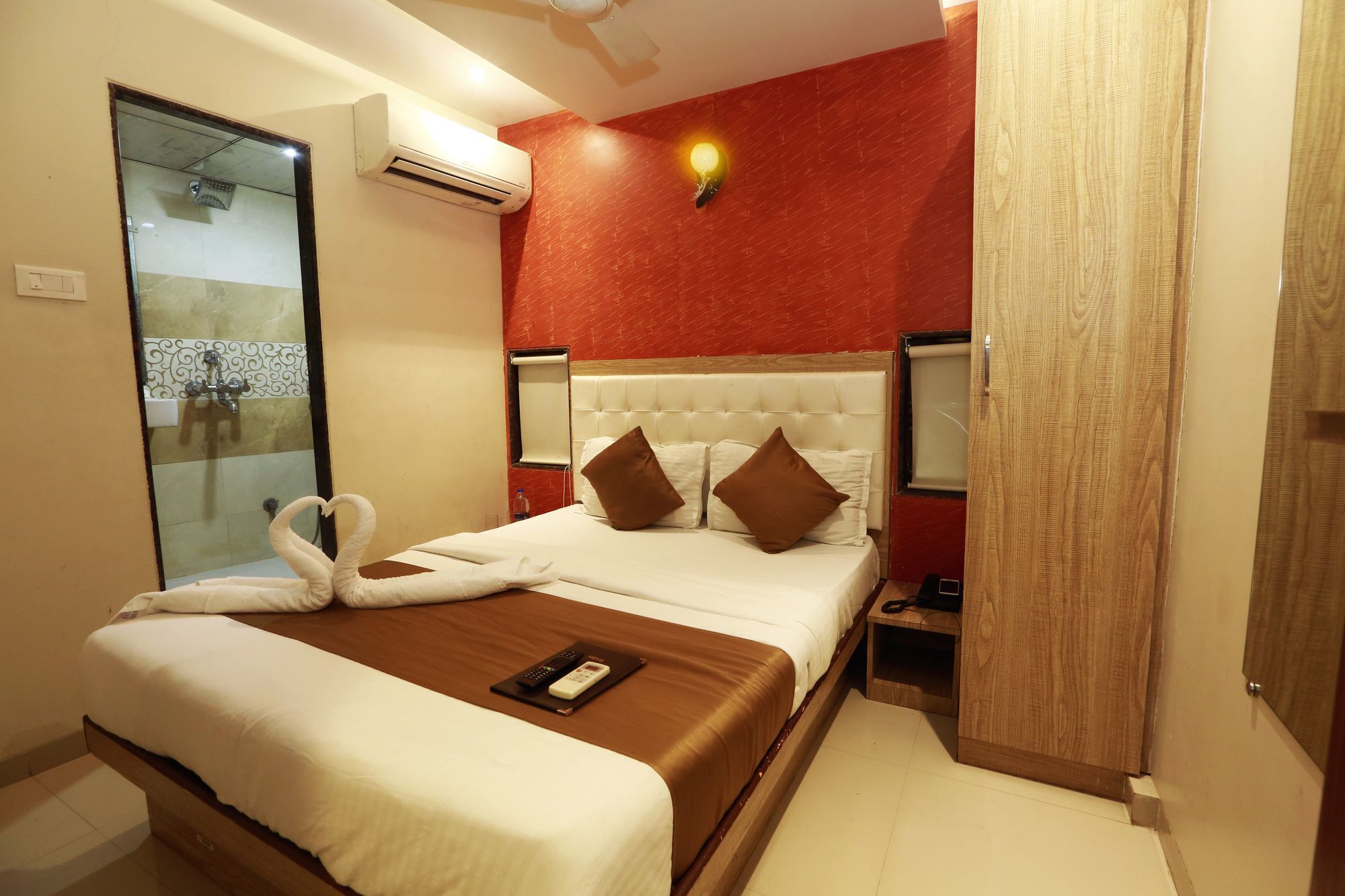 Hotel Grace Inn Mumbai Exterior foto